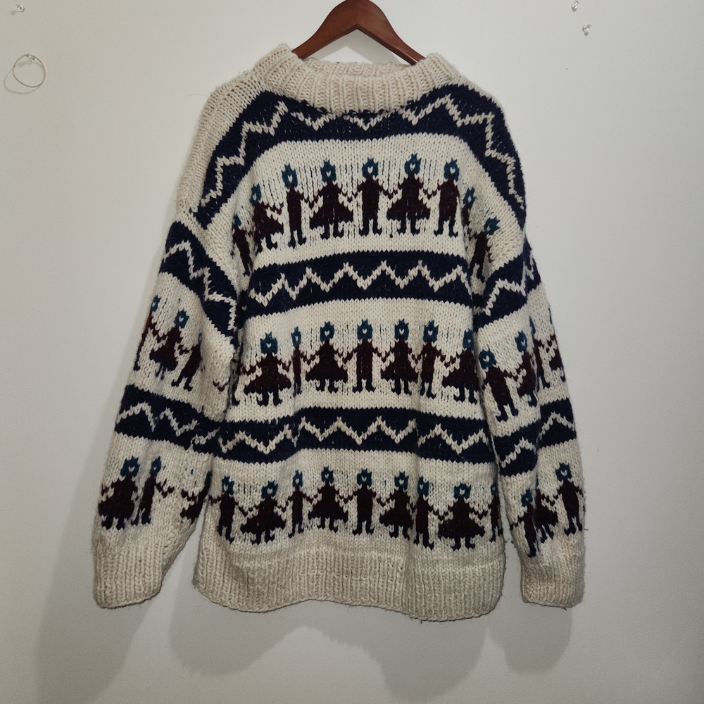 Women's Patterned Sweater %100 Wool